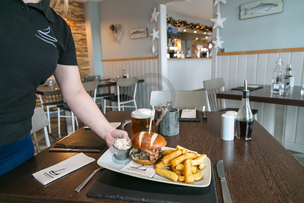 Restaurants, Bars & Cafes