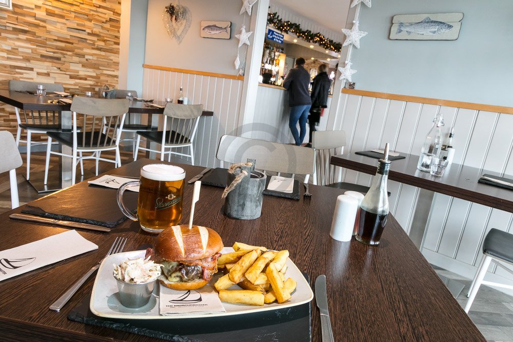 Restaurants, Bars & Cafes